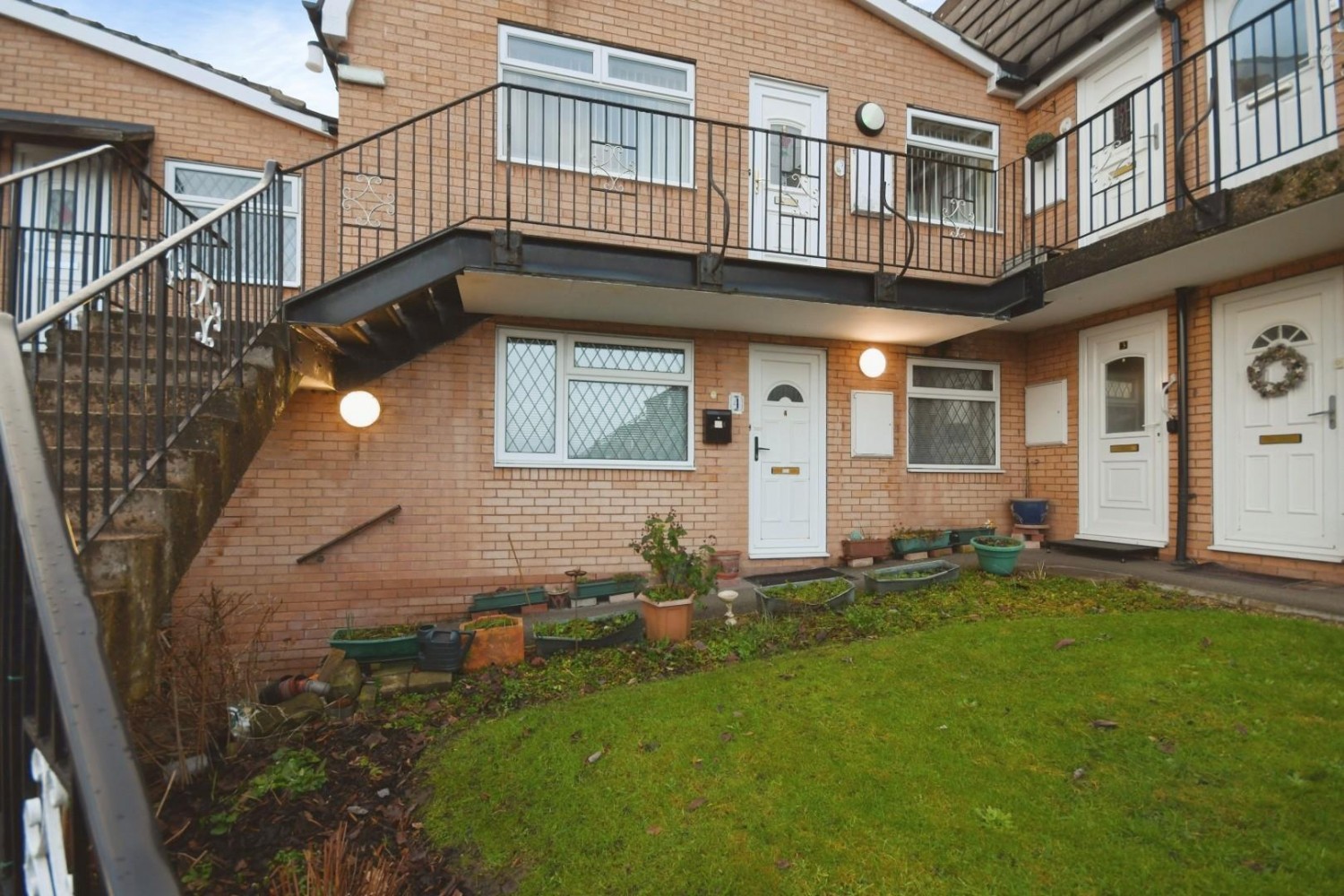 Hollins Court, Rivelin Park Drive, S6