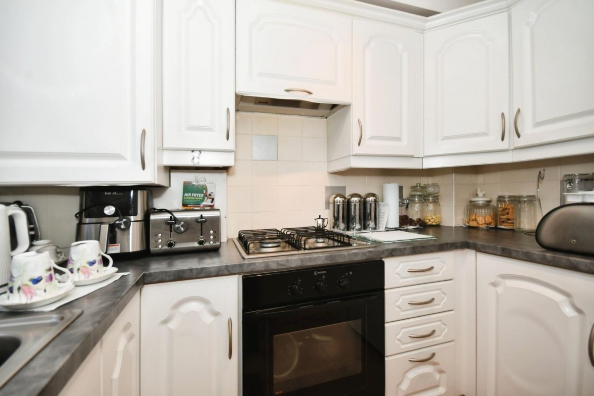 Hollins Court, Rivelin Park Drive, S6
