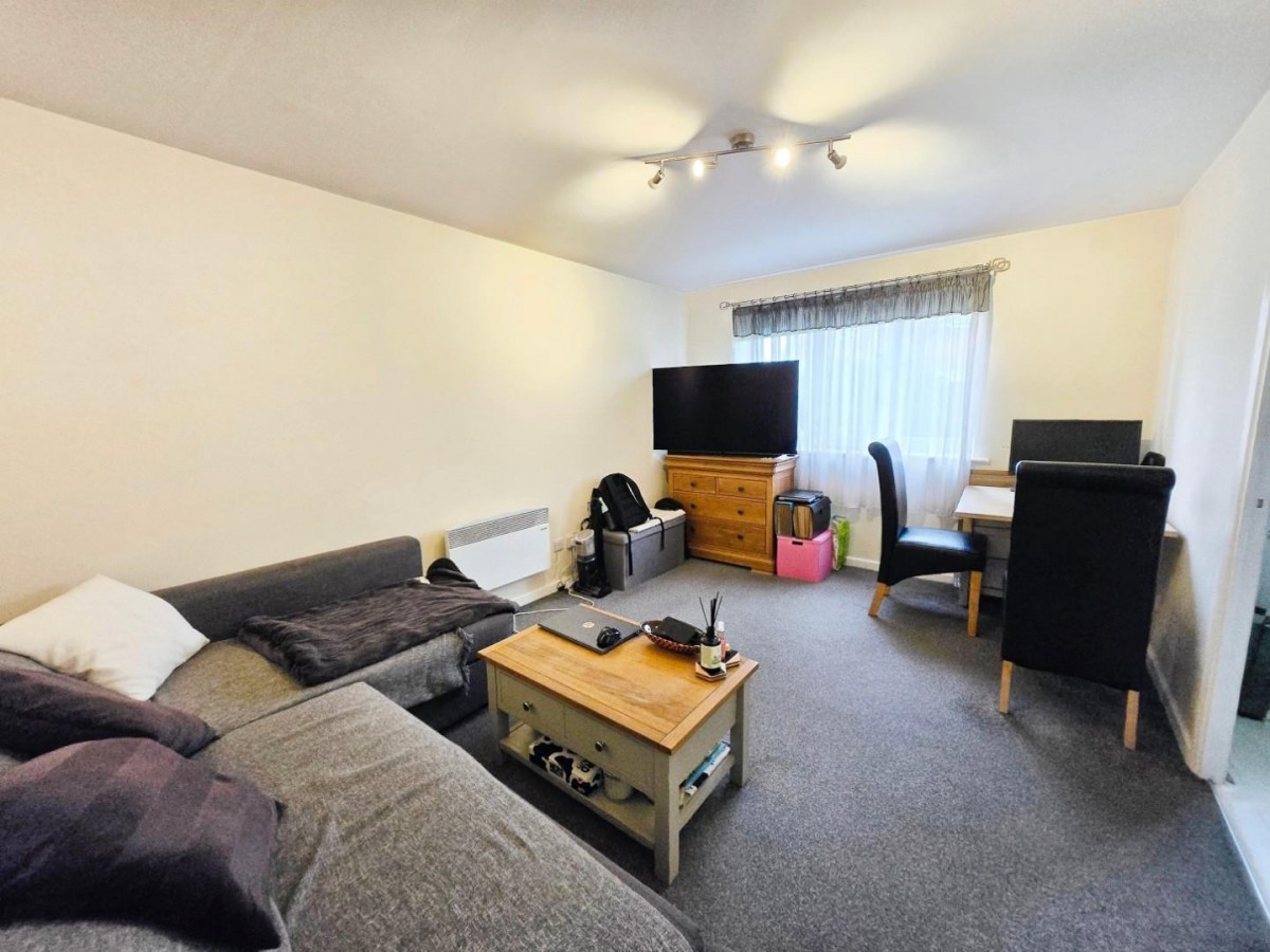 Mullards Close, Hackbridge