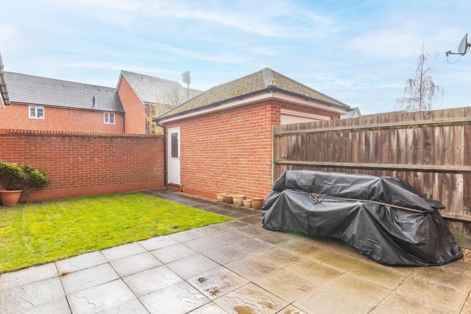 Whittingham Avenue, Wendover