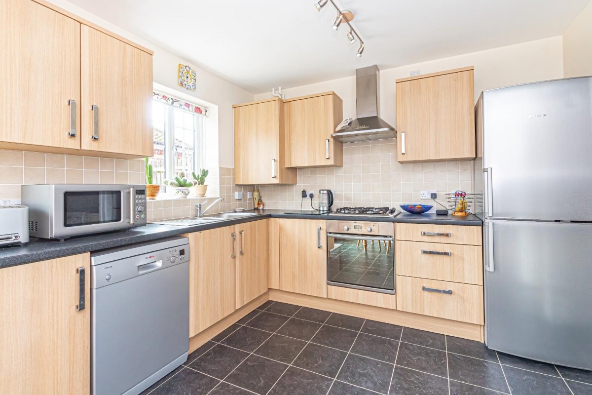 Whittingham Avenue, Wendover