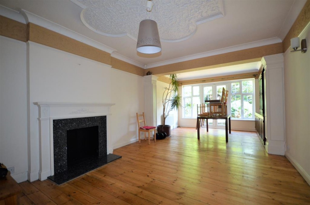 Aston Avenue , Kenton , Harrow Middlesex, HA3 0DB