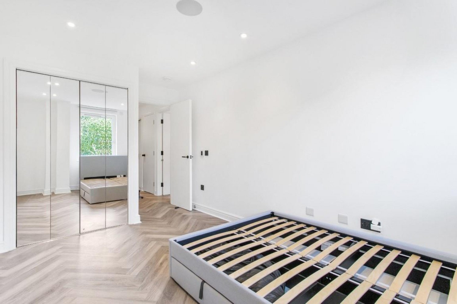 Adler Street, Aldgate East, E1