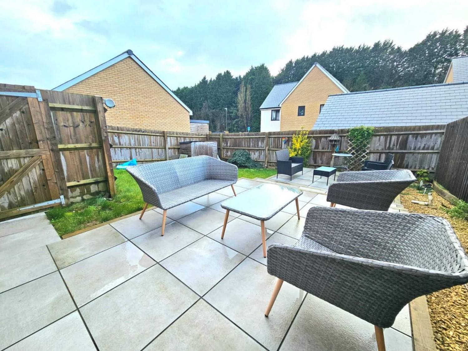 Wyatt Close, Dursley, Gloucestershire