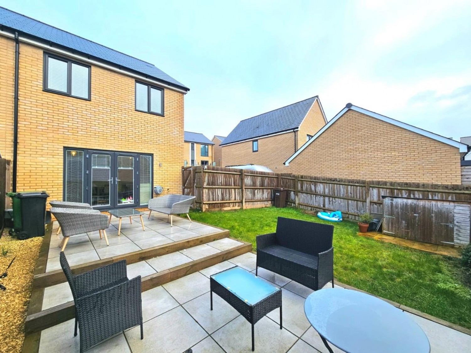 Wyatt Close, Dursley, Gloucestershire