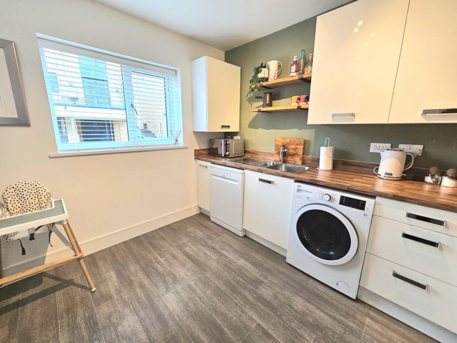 Wyatt Close, Dursley, Gloucestershire