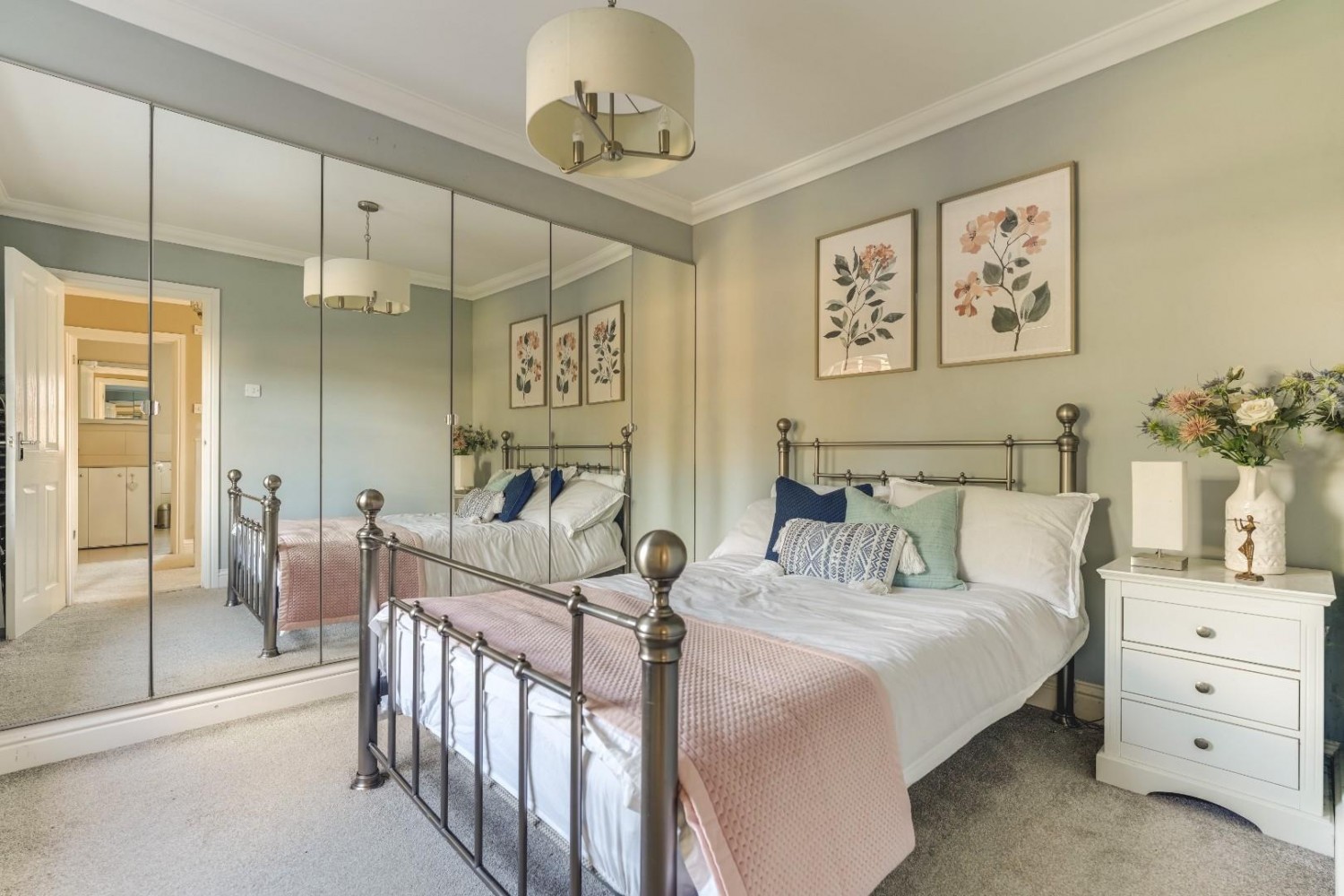 Sunny Hill, Buntingford