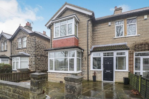 Bilton Grove Avenue, Harrogate, HG1 4HJ