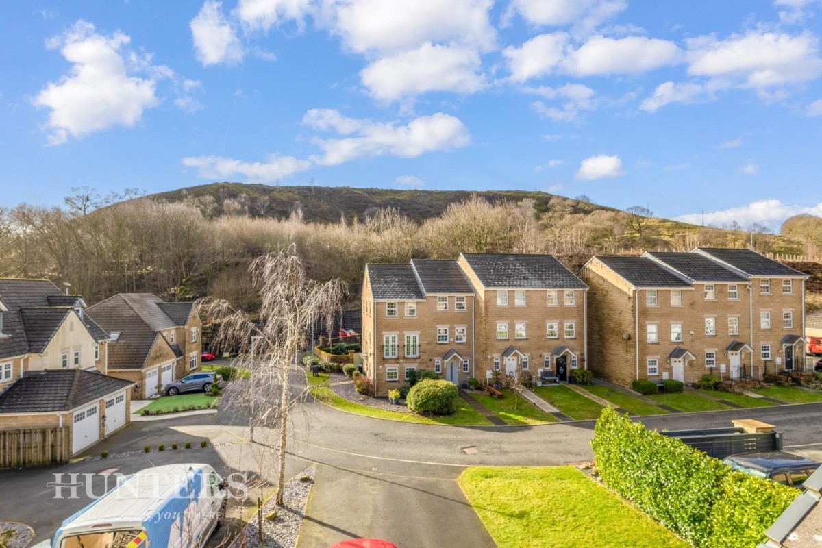 Ramsden Wood Road, Walsden, Todmorden, OL14 7UD