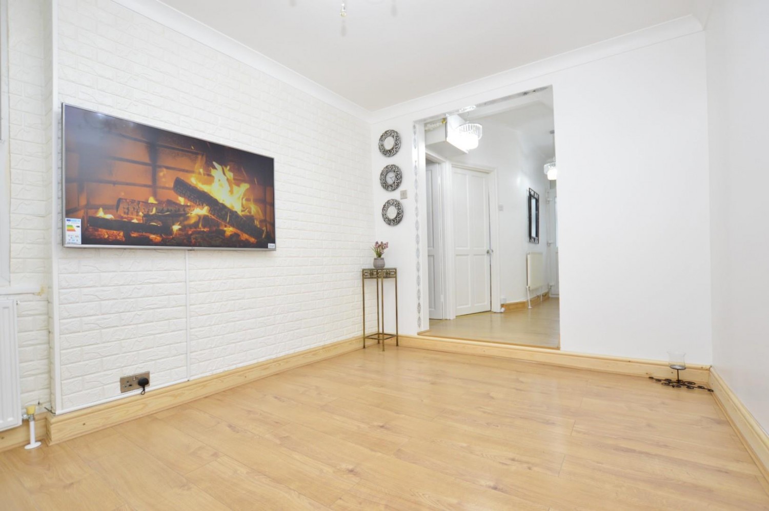 Ling Road, Canning Town, E16 4AN