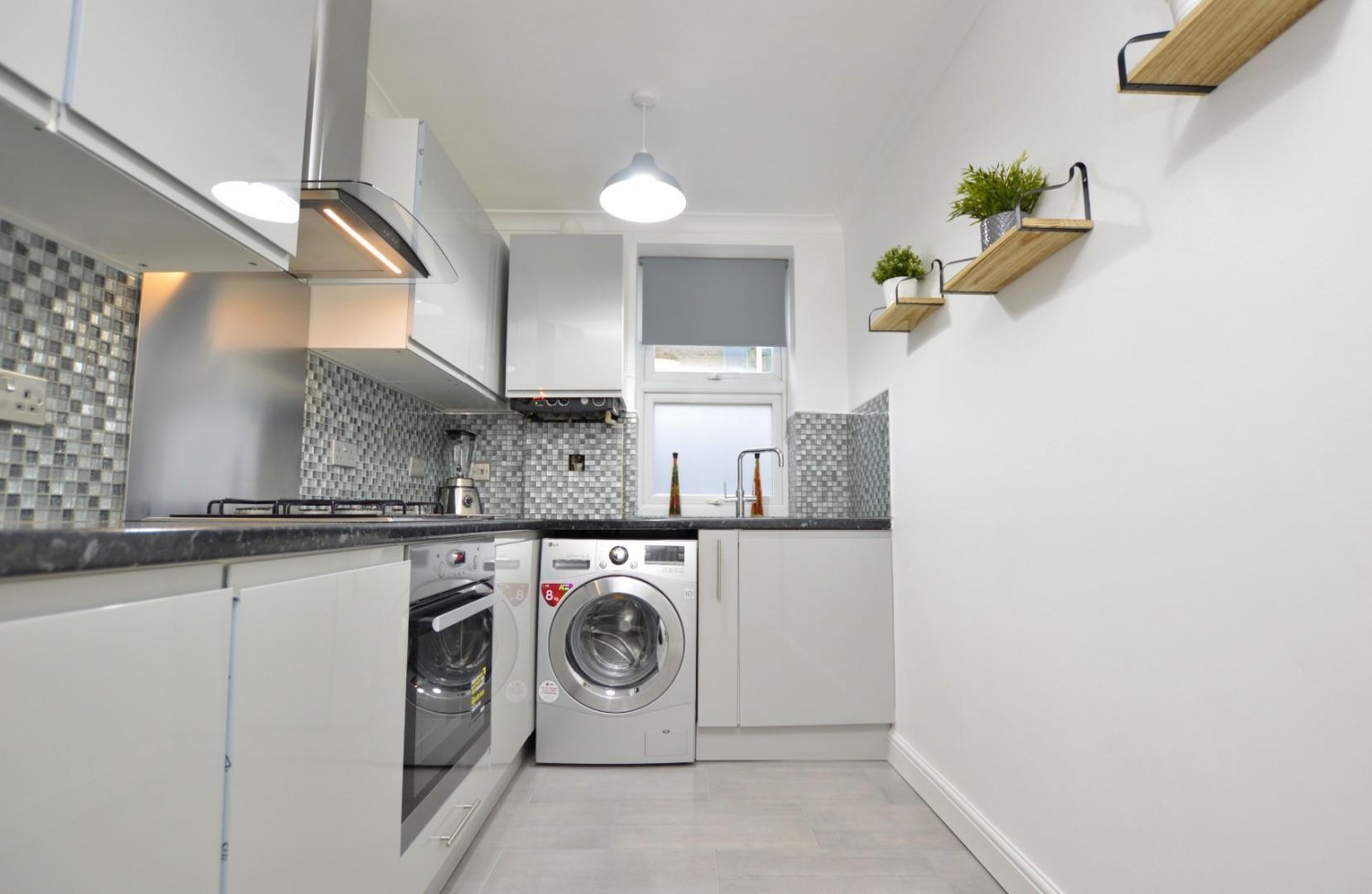 Ling Road, Canning Town, E16 4AN