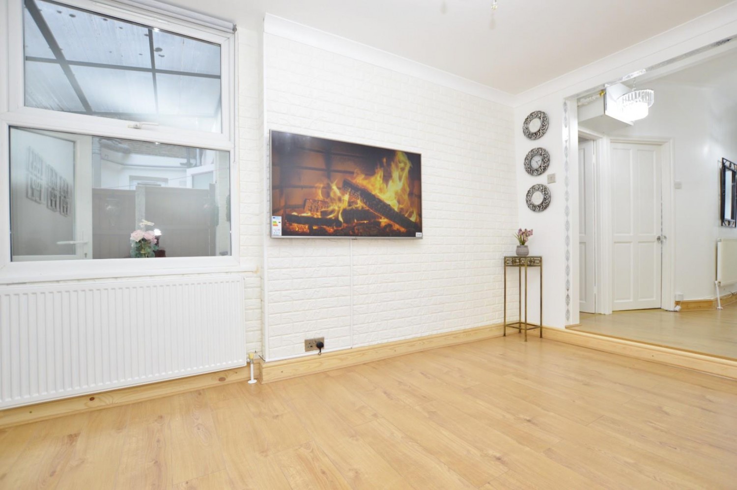 Ling Road, Canning Town, E16 4AN