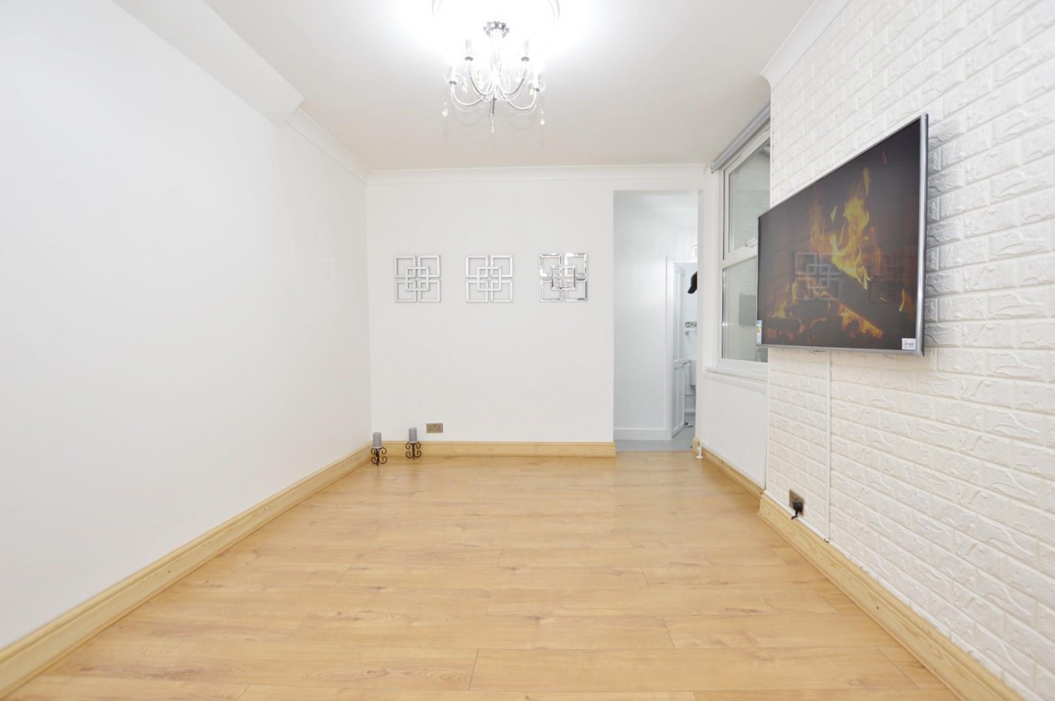 Ling Road, Canning Town, E16 4AN