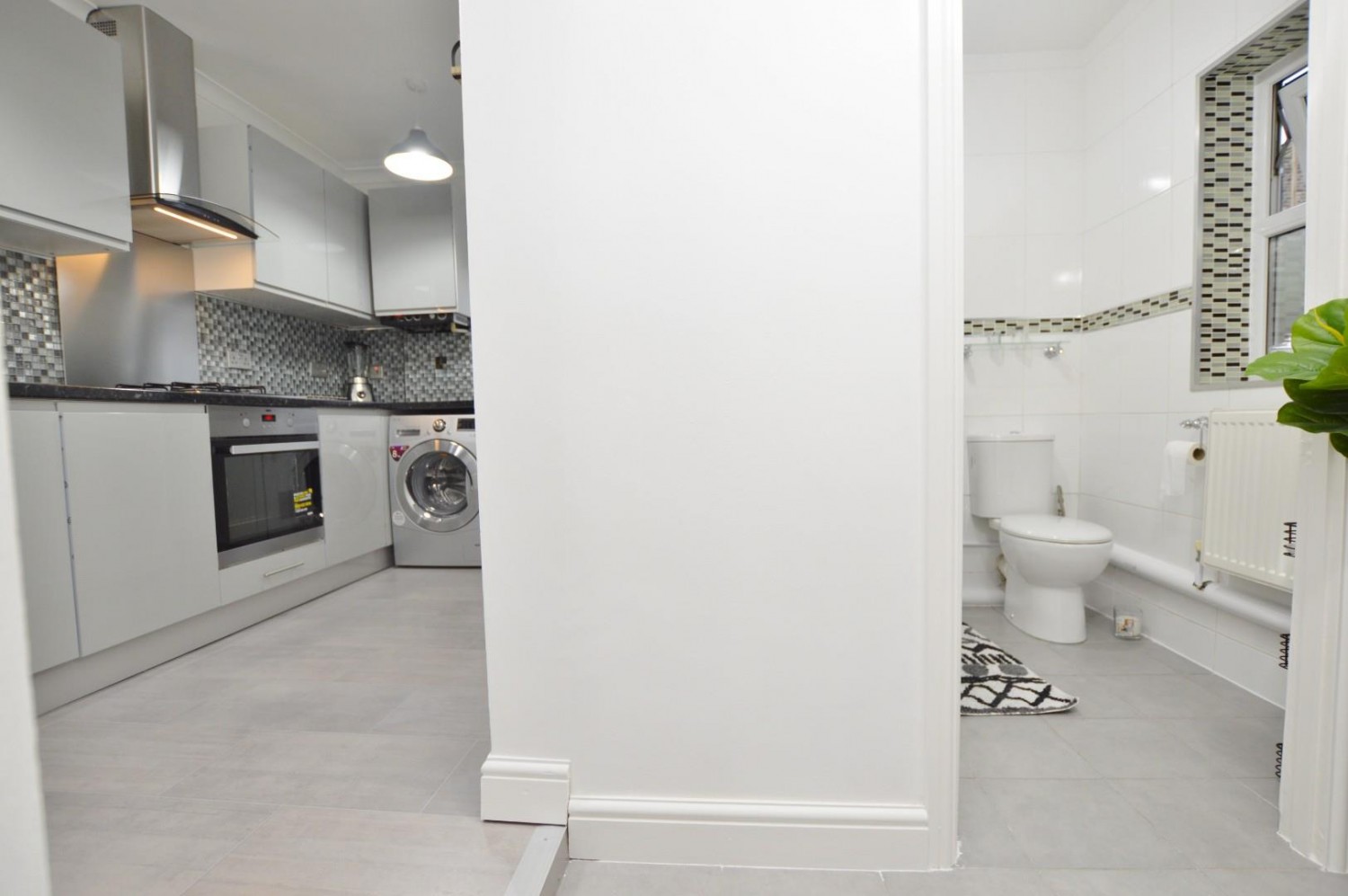 Ling Road, Canning Town, E16 4AN