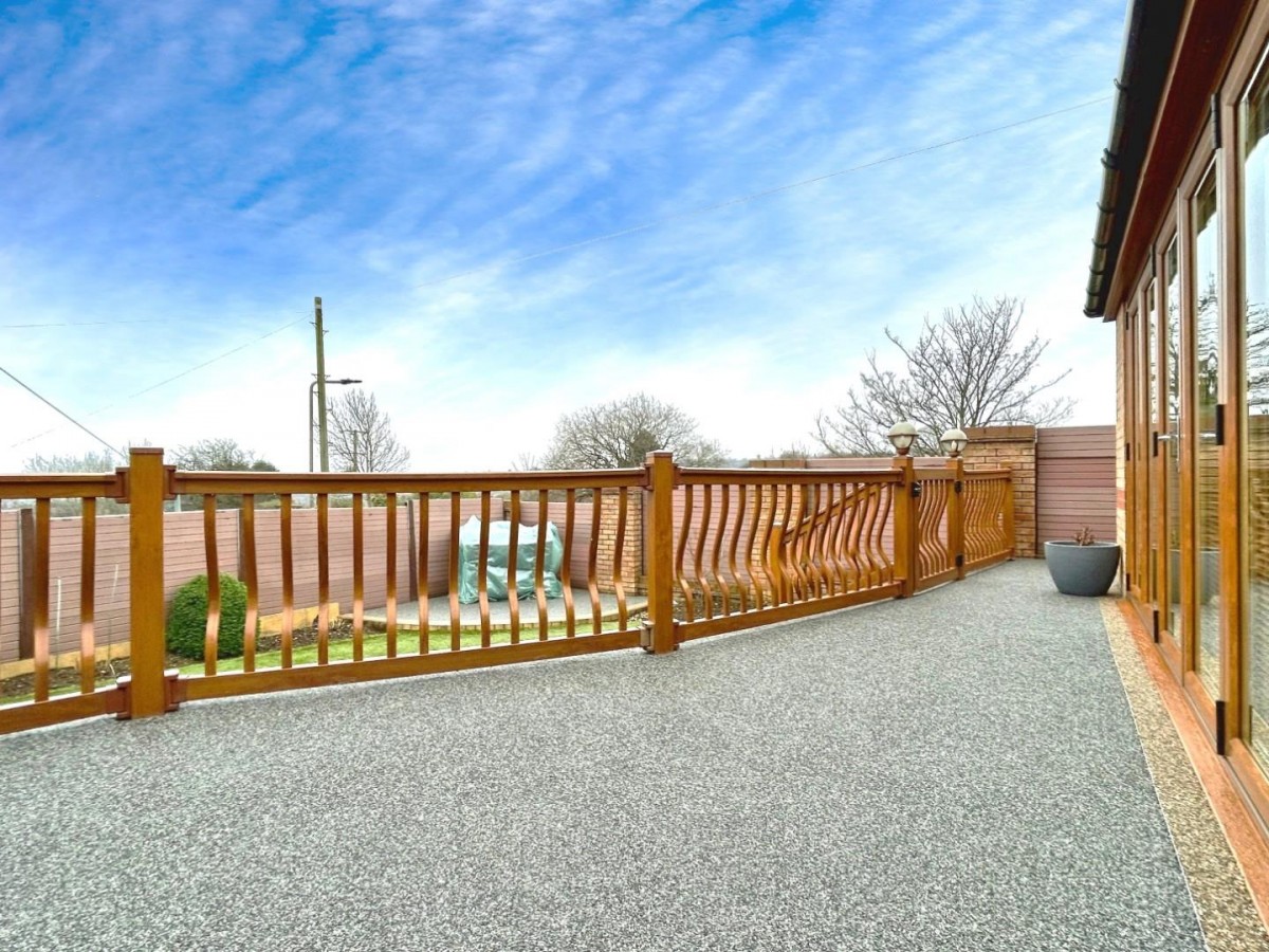 Roebuck Ridge, Jump, Barnsley