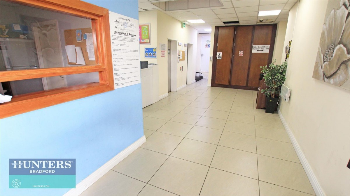 Sunbridge Halls Bradford, West Yorkshire, BD1 2HF