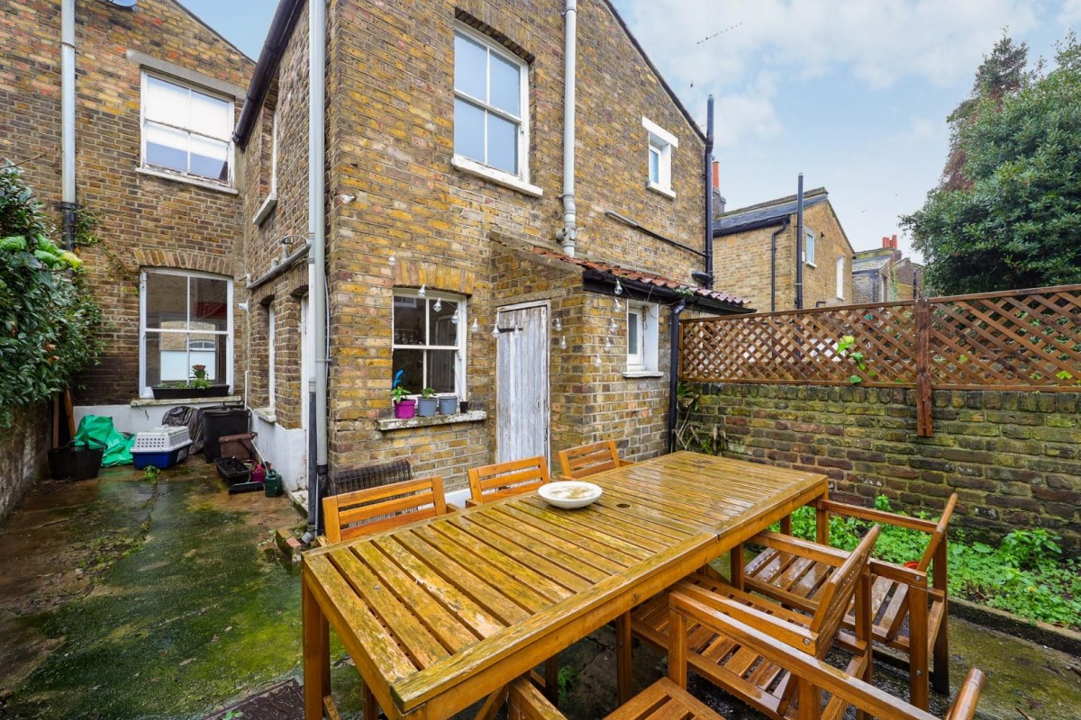 Quilter Street, London, E2
