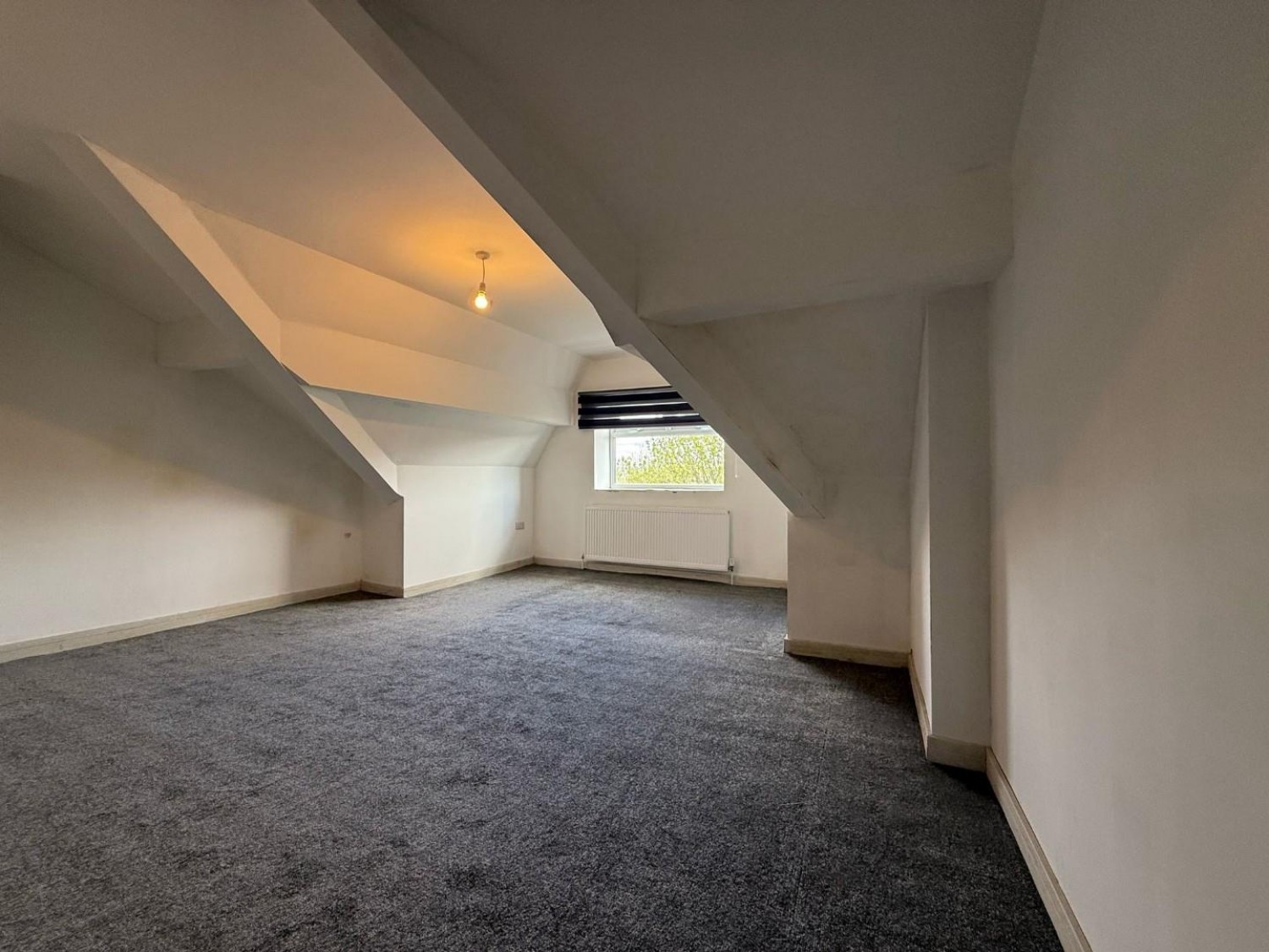 Broomhill Terrace, Off Warwick Road Batley