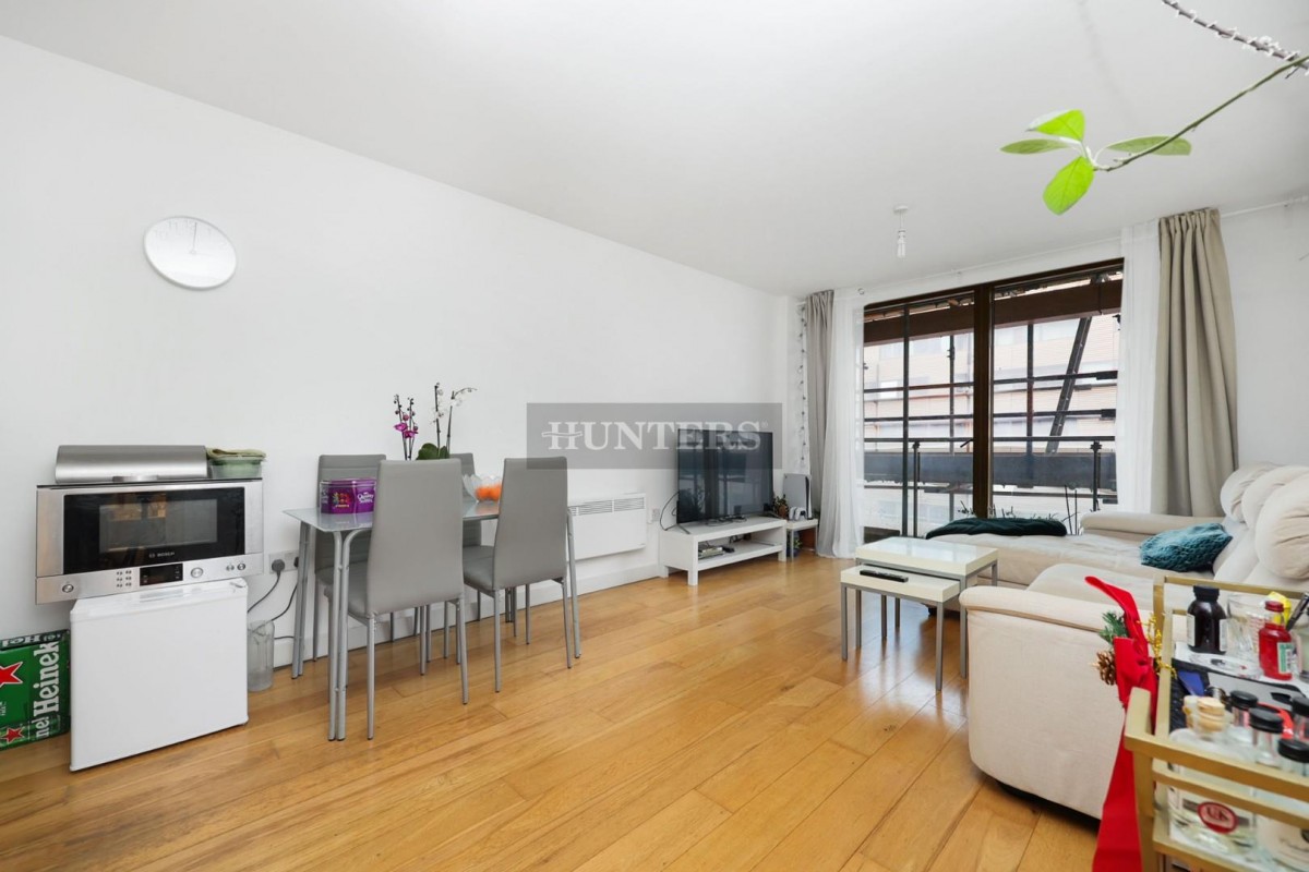 83 Crampton Street, London, SE17