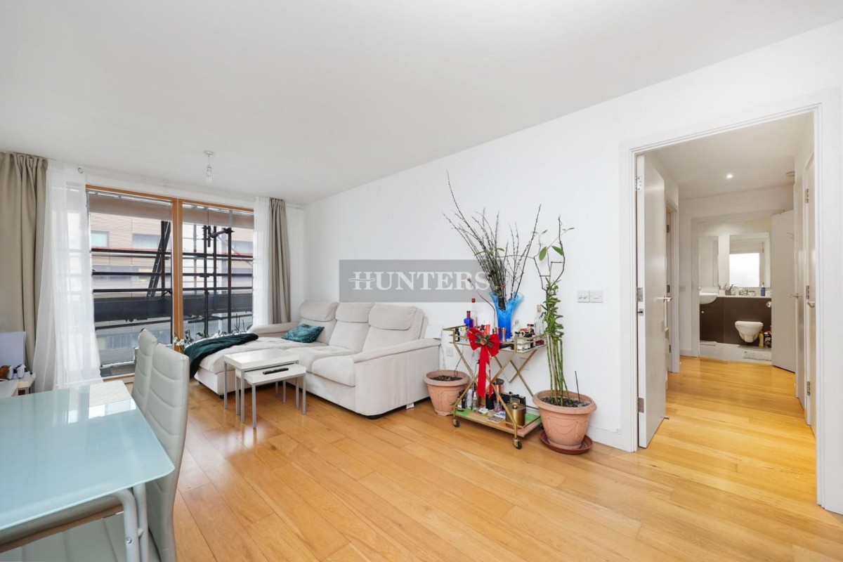 83 Crampton Street, London, SE17