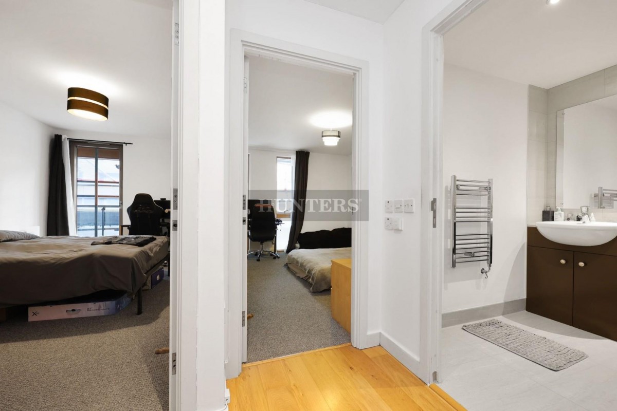 83 Crampton Street, London, SE17