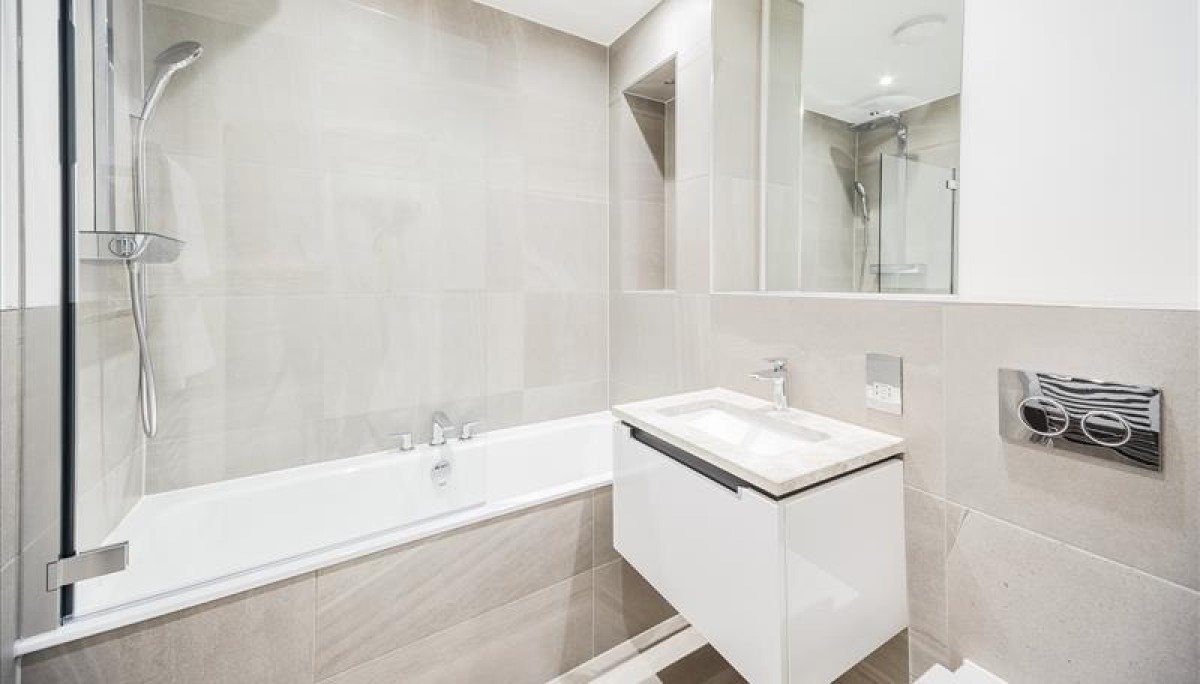Rainville Road, London, W6