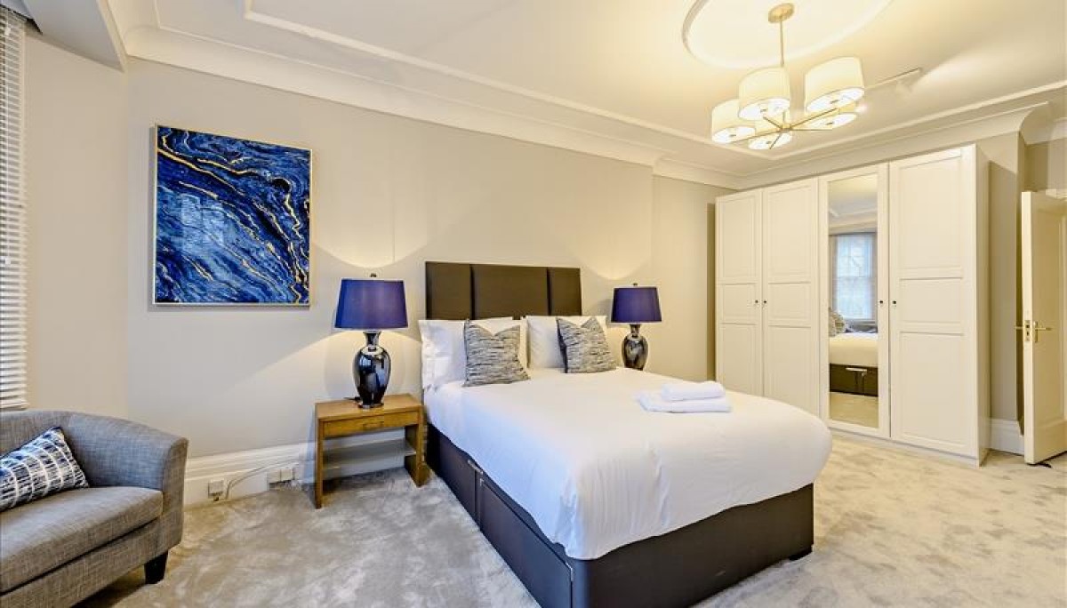 Strathmore Court, 143 Park Road, London NW8