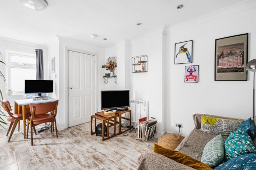 Sunderland Road, London