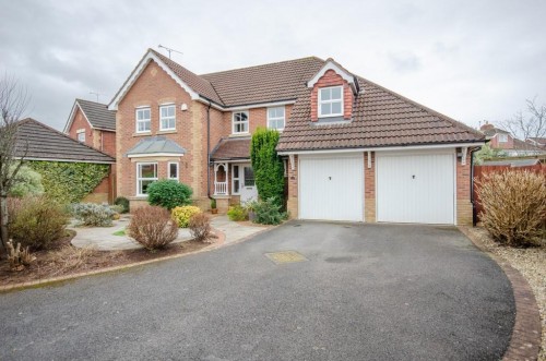 Heathfields, Downend, Bristol, BS16 6HT
