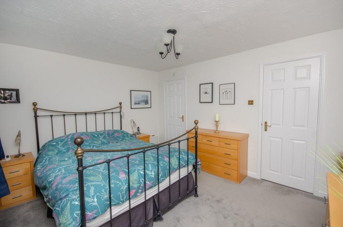 Heathfields, Downend, Bristol, BS16 6HT