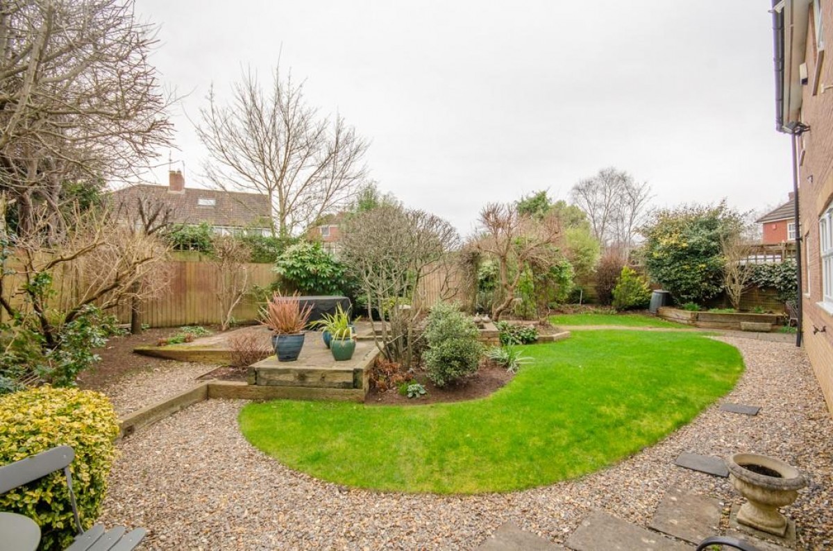 Heathfields, Downend, Bristol, BS16 6HT