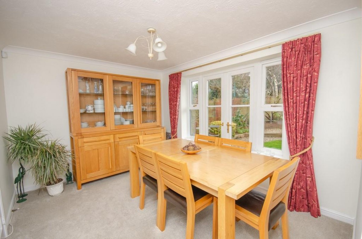 Heathfields, Downend, Bristol, BS16 6HT