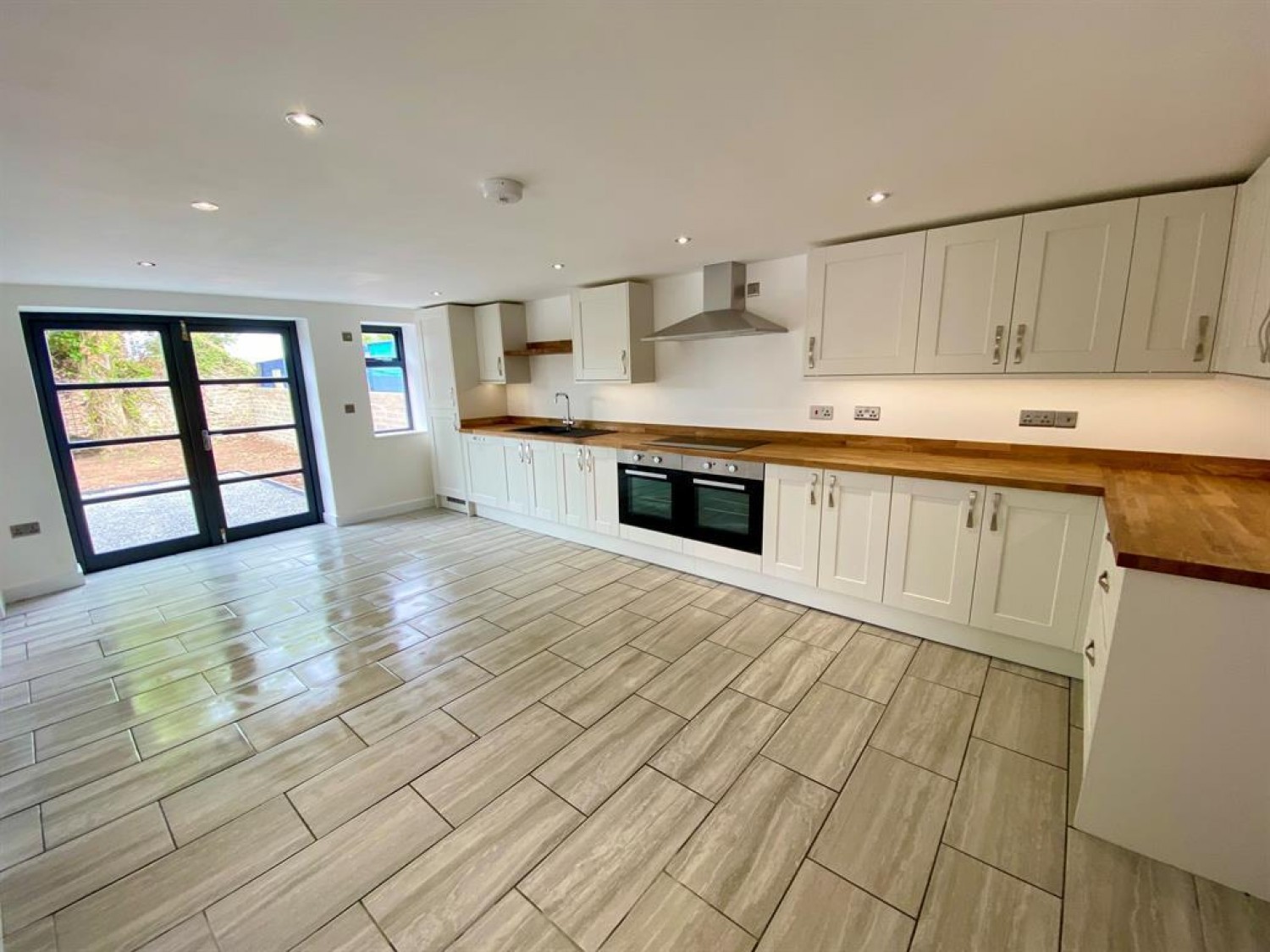 Stone, Berkeley, GL13 9JY