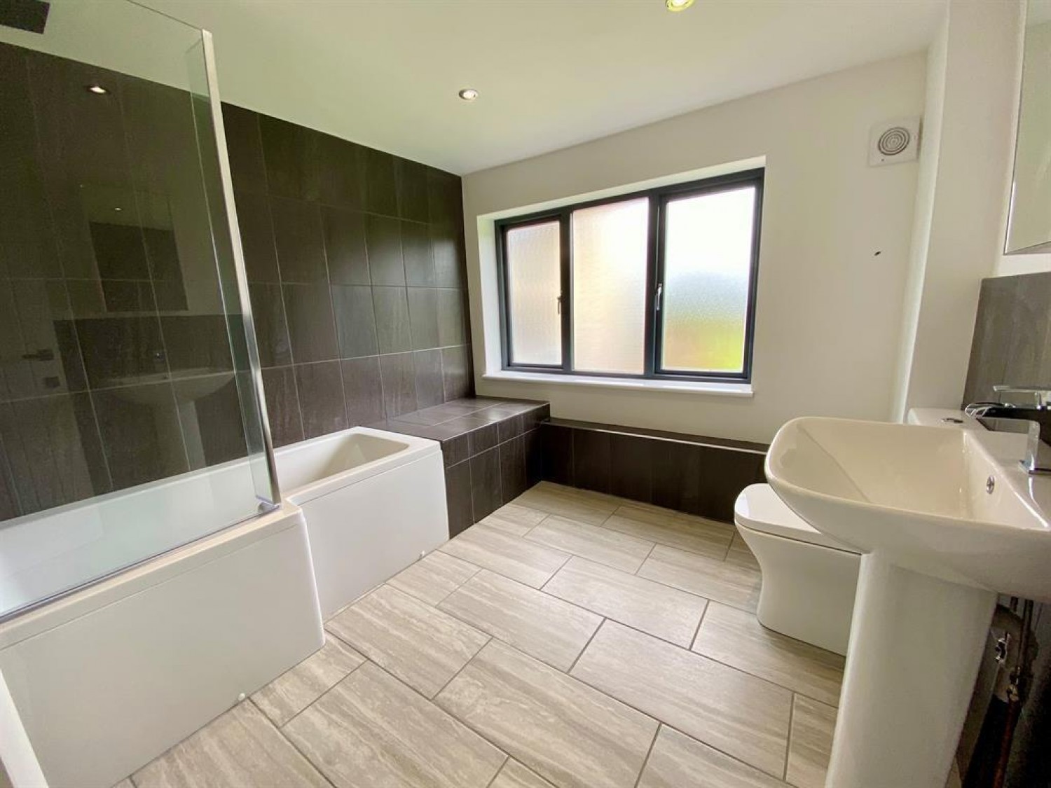 Stone, Berkeley, GL13 9JY