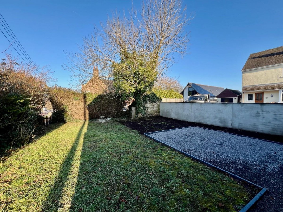 Stone, Berkeley, GL13 9JY