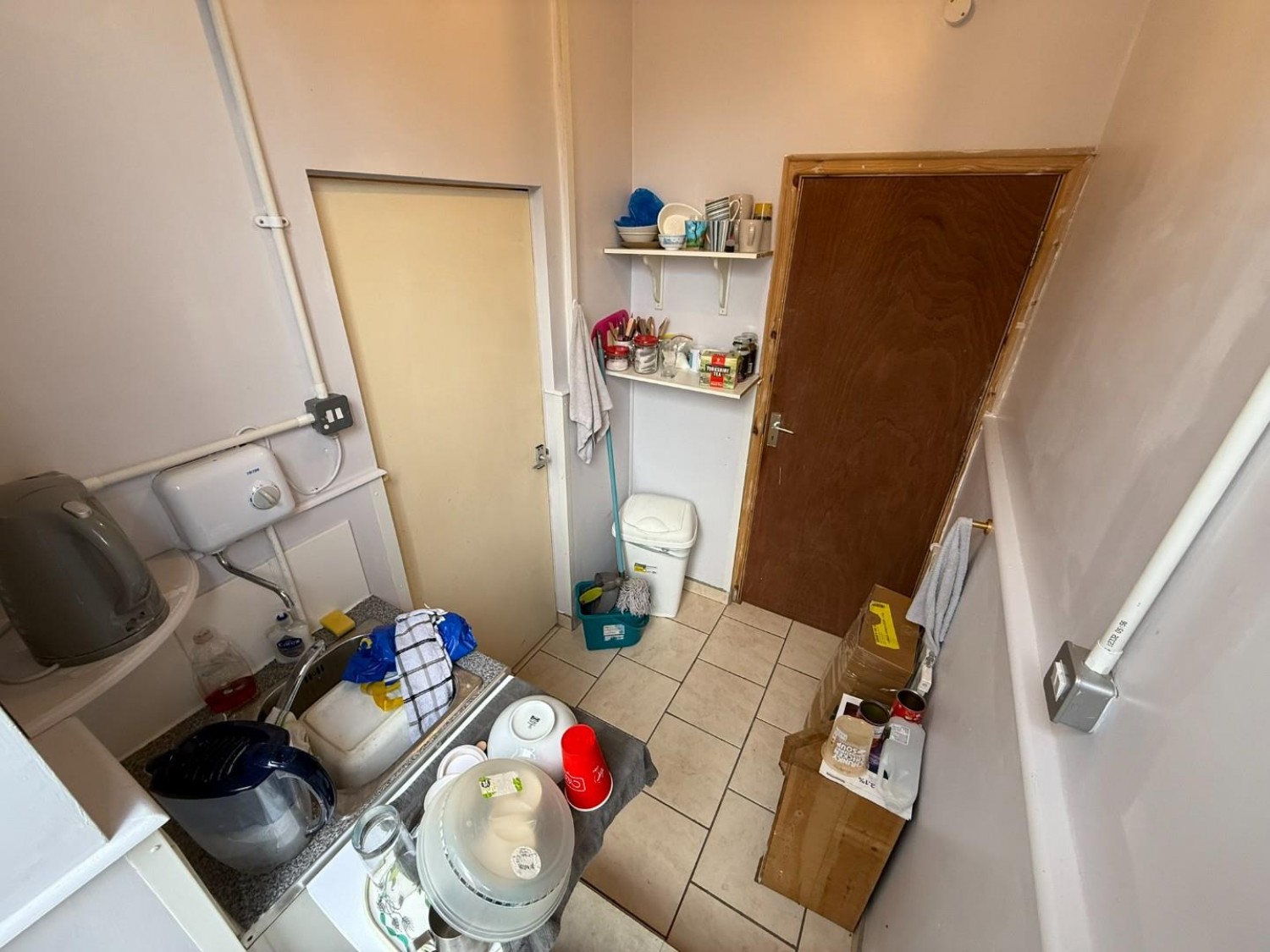 Shop Unit, Bridge Street, Castleford