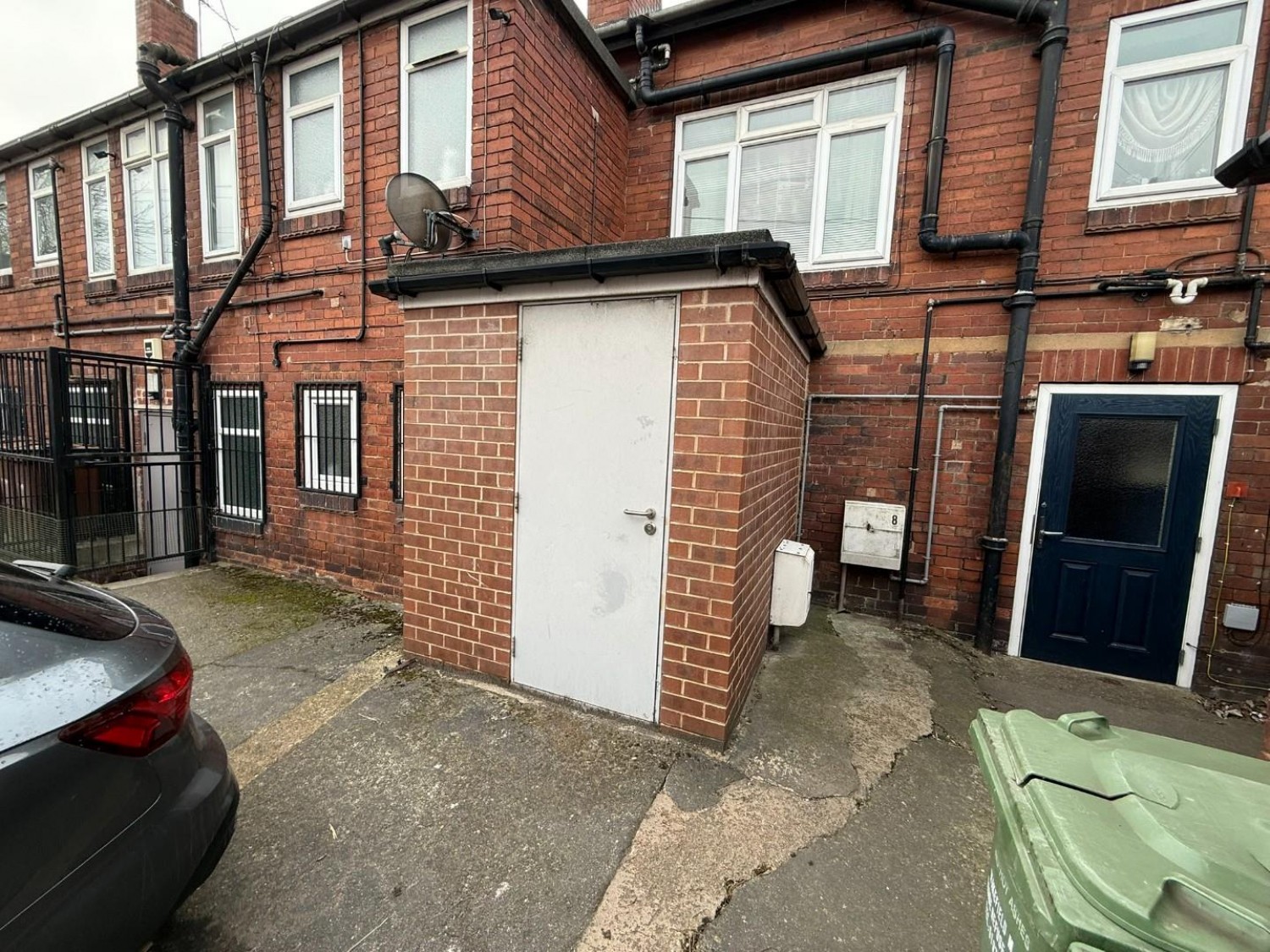 Shop Unit, Bridge Street, Castleford
