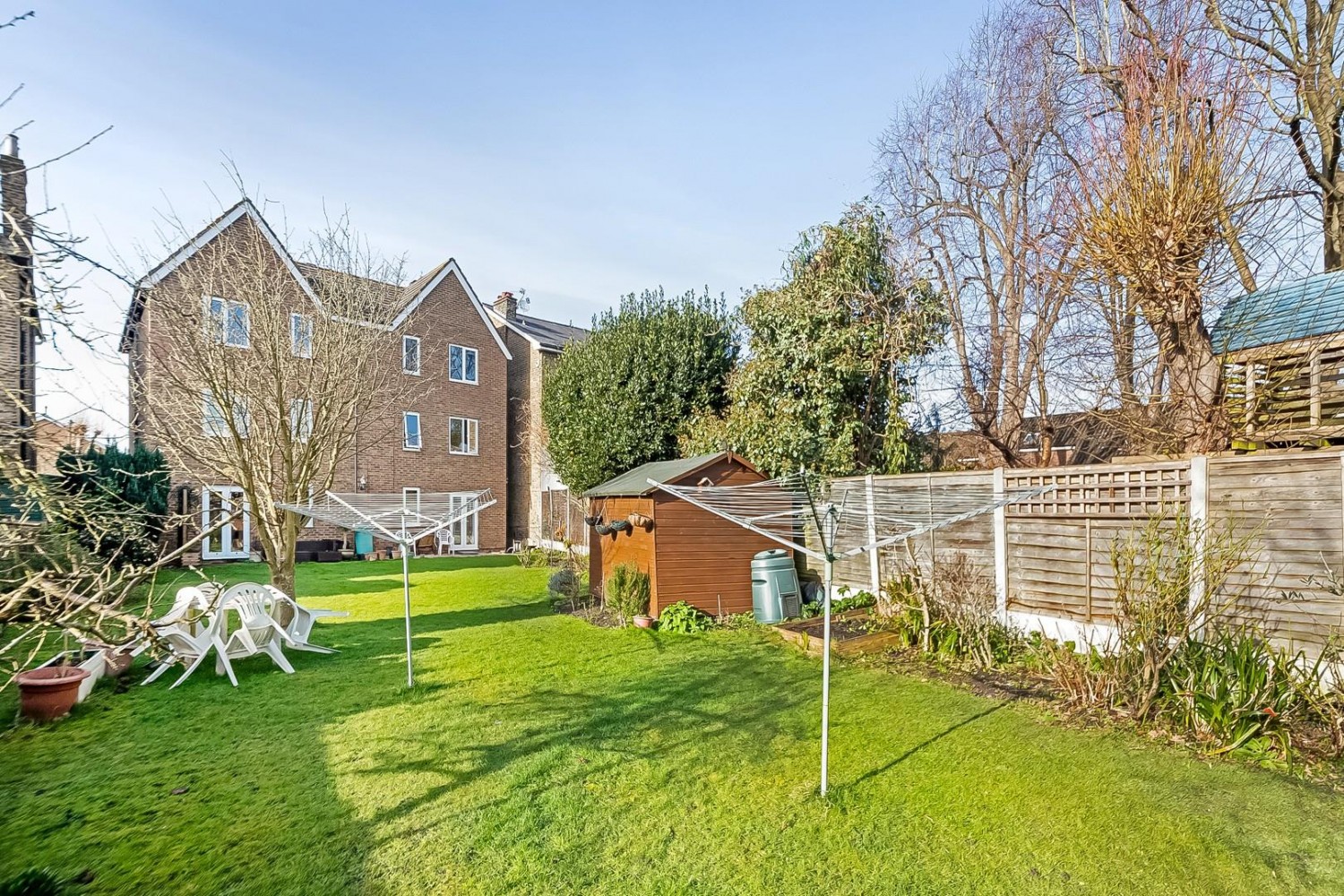 Cambridge Drive, London