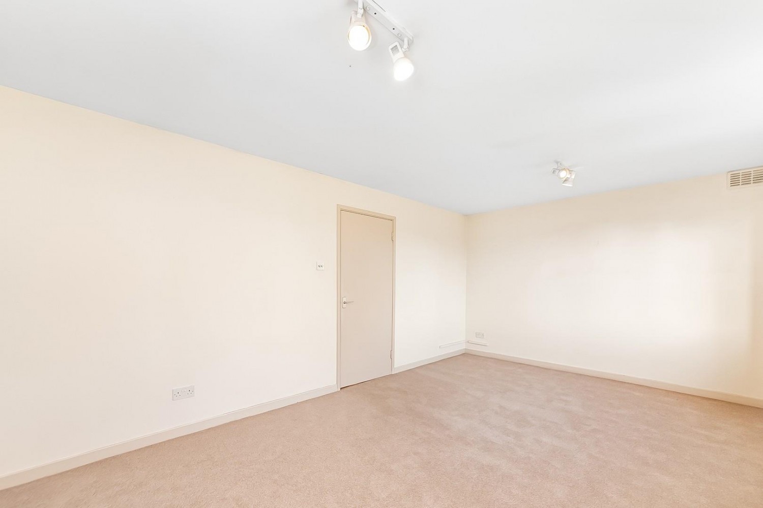 Cambridge Drive, London