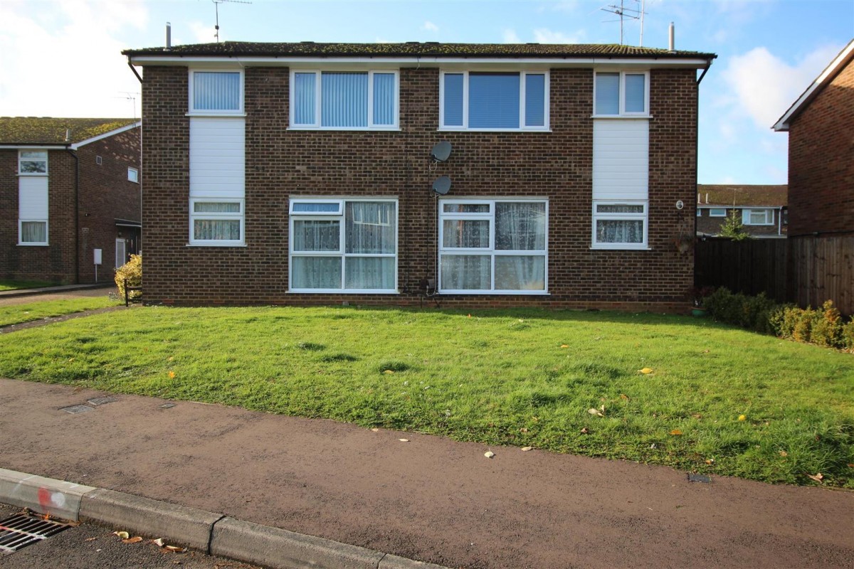 Hampton Close, Stevenage SG2 8SP