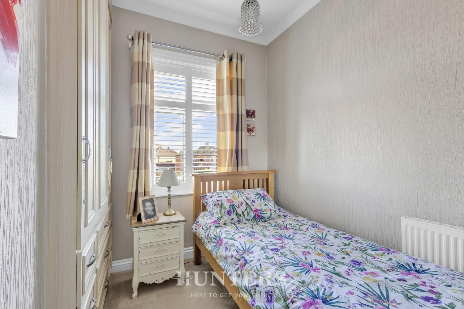 Kenyon Lane, Middleton M24
