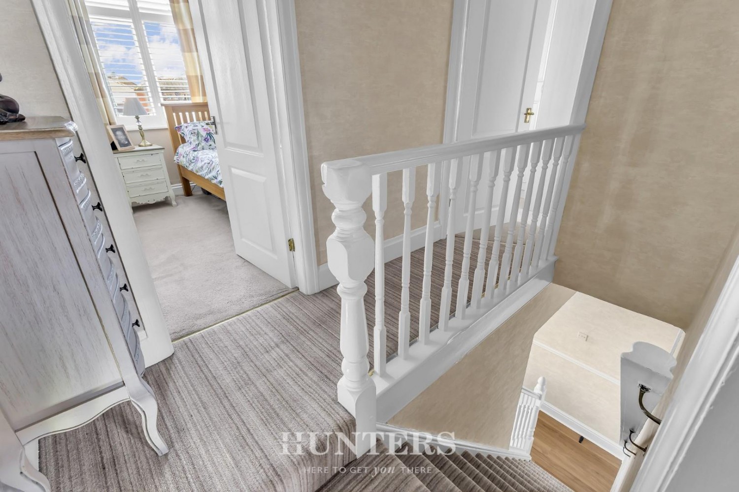 Kenyon Lane, Middleton M24