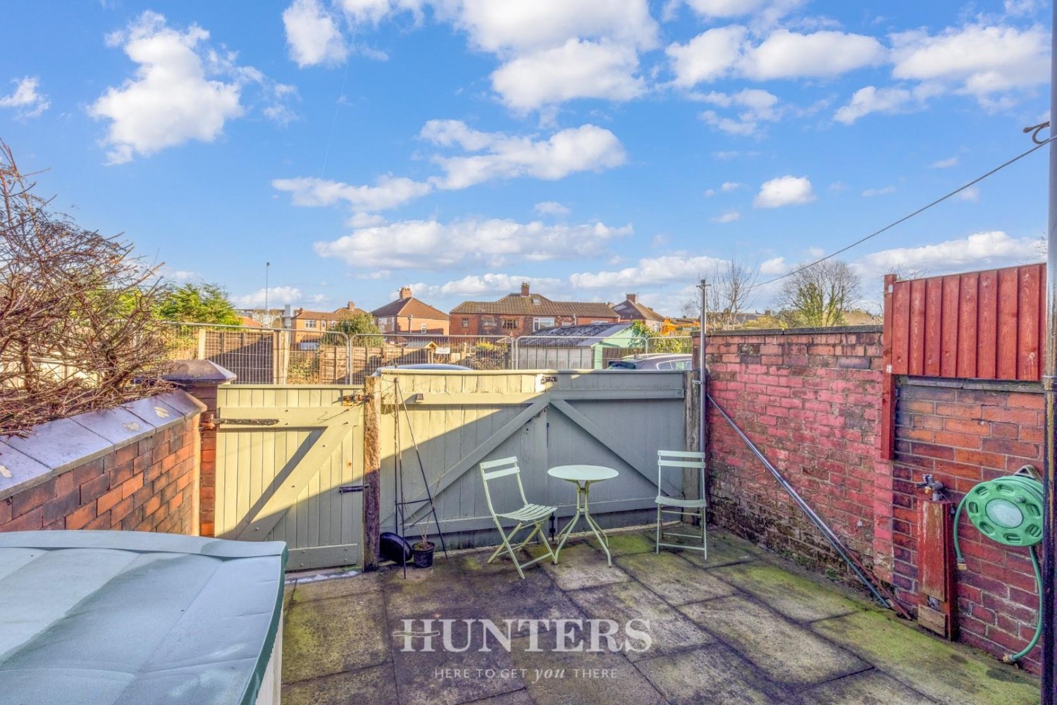 Kenyon Lane, Middleton M24
