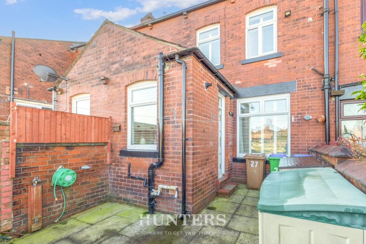 Kenyon Lane, Middleton M24
