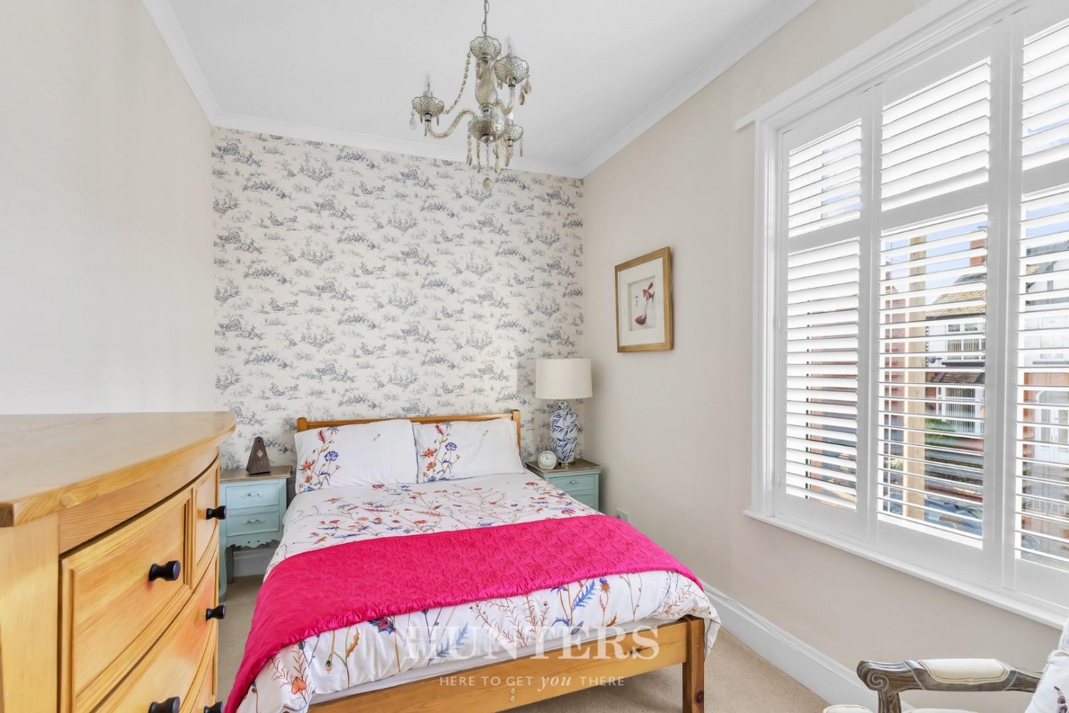 Kenyon Lane, Middleton M24