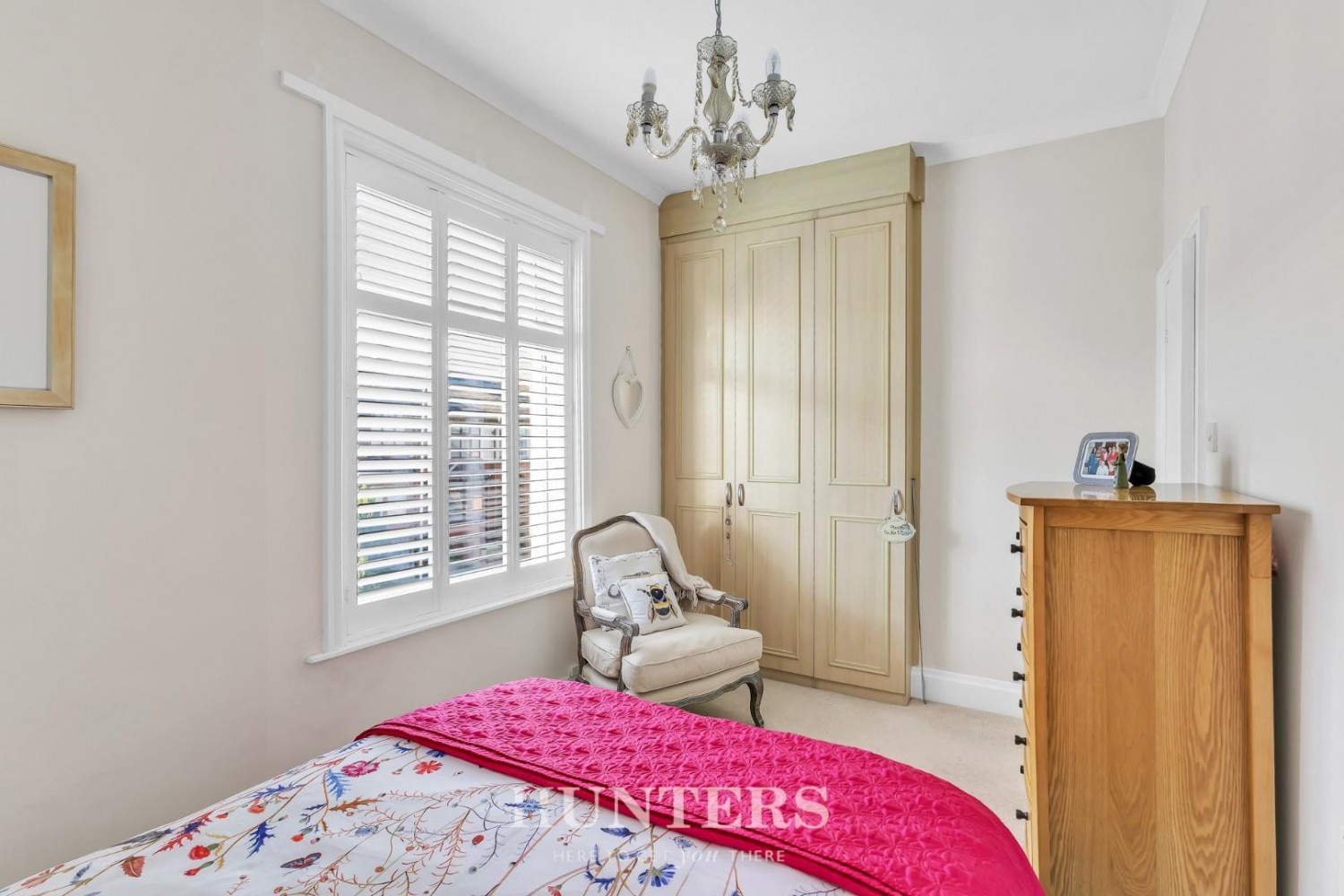 Kenyon Lane, Middleton M24