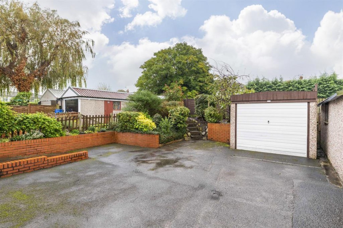 Collyer View, Ben Rhydding, Ilkley, LS29