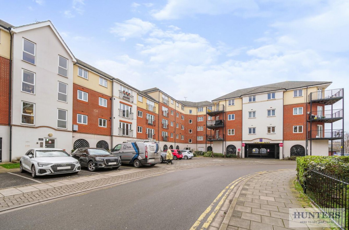 Pettacre Close, West Thamesmead