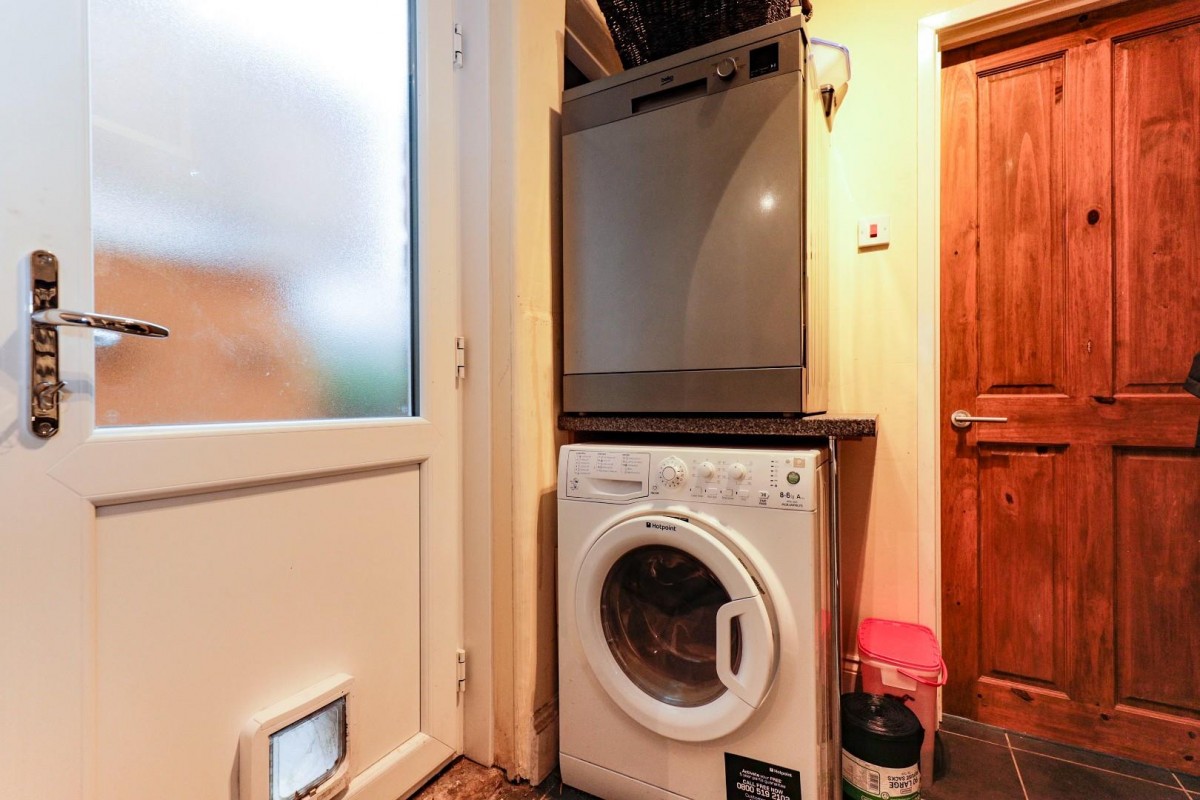 14 Grove Park View, Harrogate, HG1 4BT