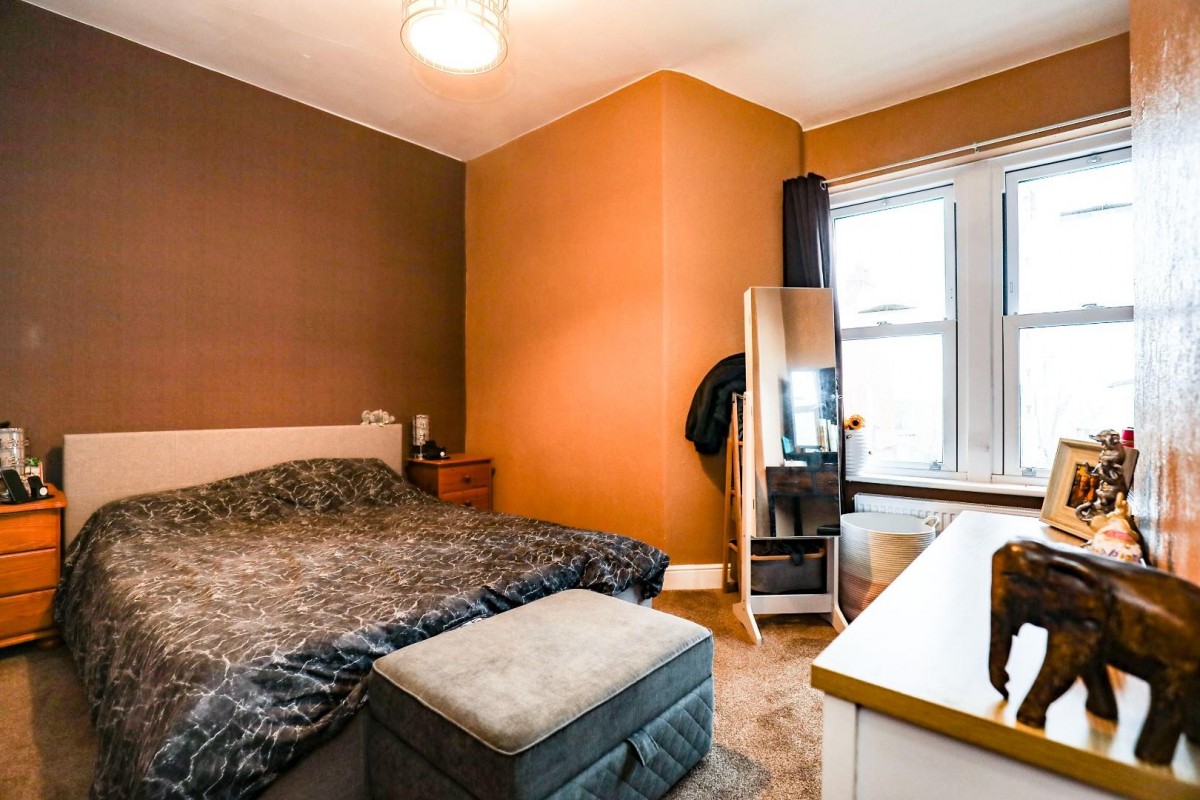 14 Grove Park View, Harrogate, HG1 4BT